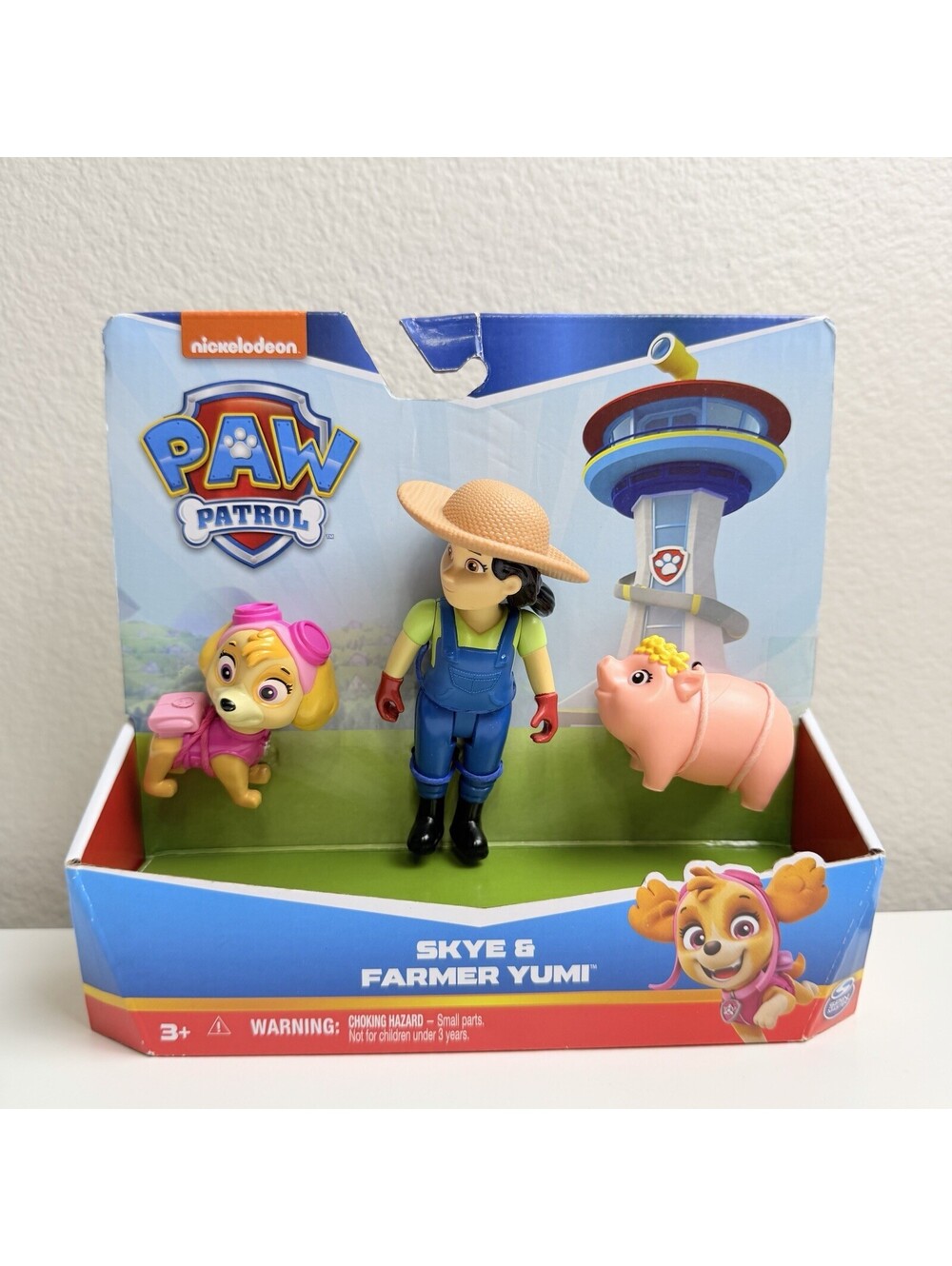 Nickelodeon Paw Patrol Skye & Farmer Yumi with Pig Figures 3pc Set